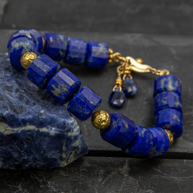 Cleopatra Lapis & Hammered Gold Beaded Bracelet